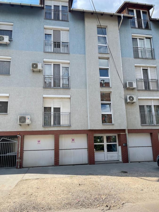 Apartamento Noemi Appartman Szeged Exterior foto